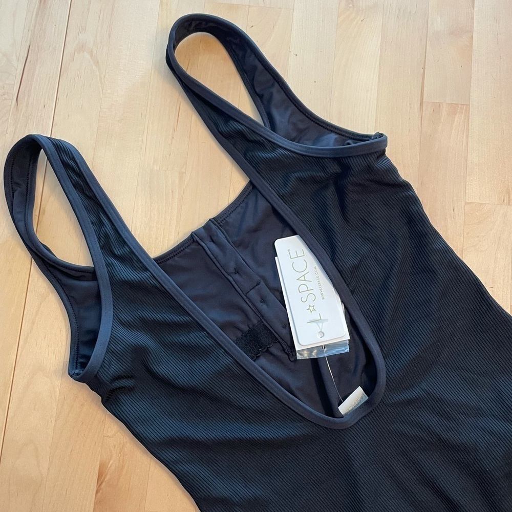 NWT L*Space Float On One Piece Swimsuit in Black - Picture 14 of 15